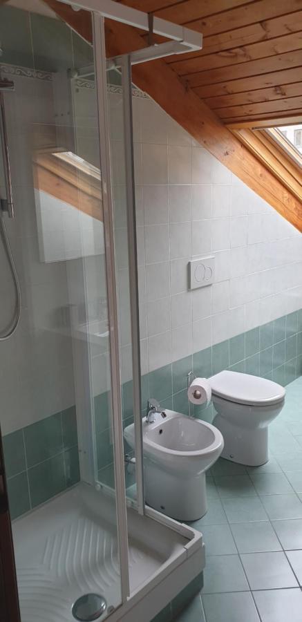 Appartamento Residenza Lavinia Monforte dʼAlba Dış mekan fotoğraf